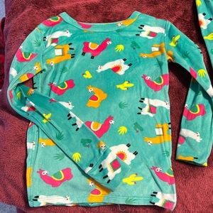 Cat and jack 8 pajamas